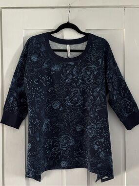 LuLaRoe Navy and Light Blue Floral Long Sleeve Tee